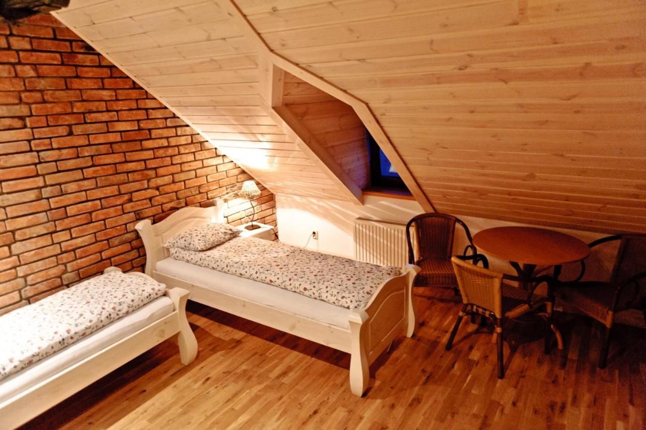 Фермерские дома Dworek Pod Wiechą Kawęczyn-6